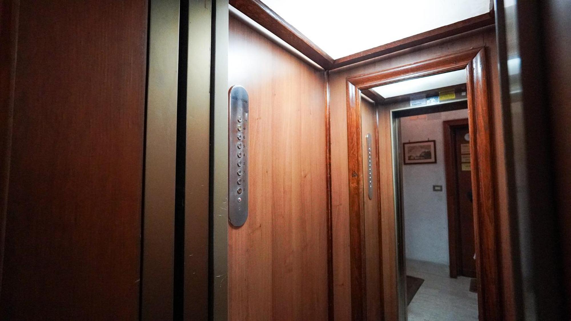 Suites 51 Рим Екстериор снимка