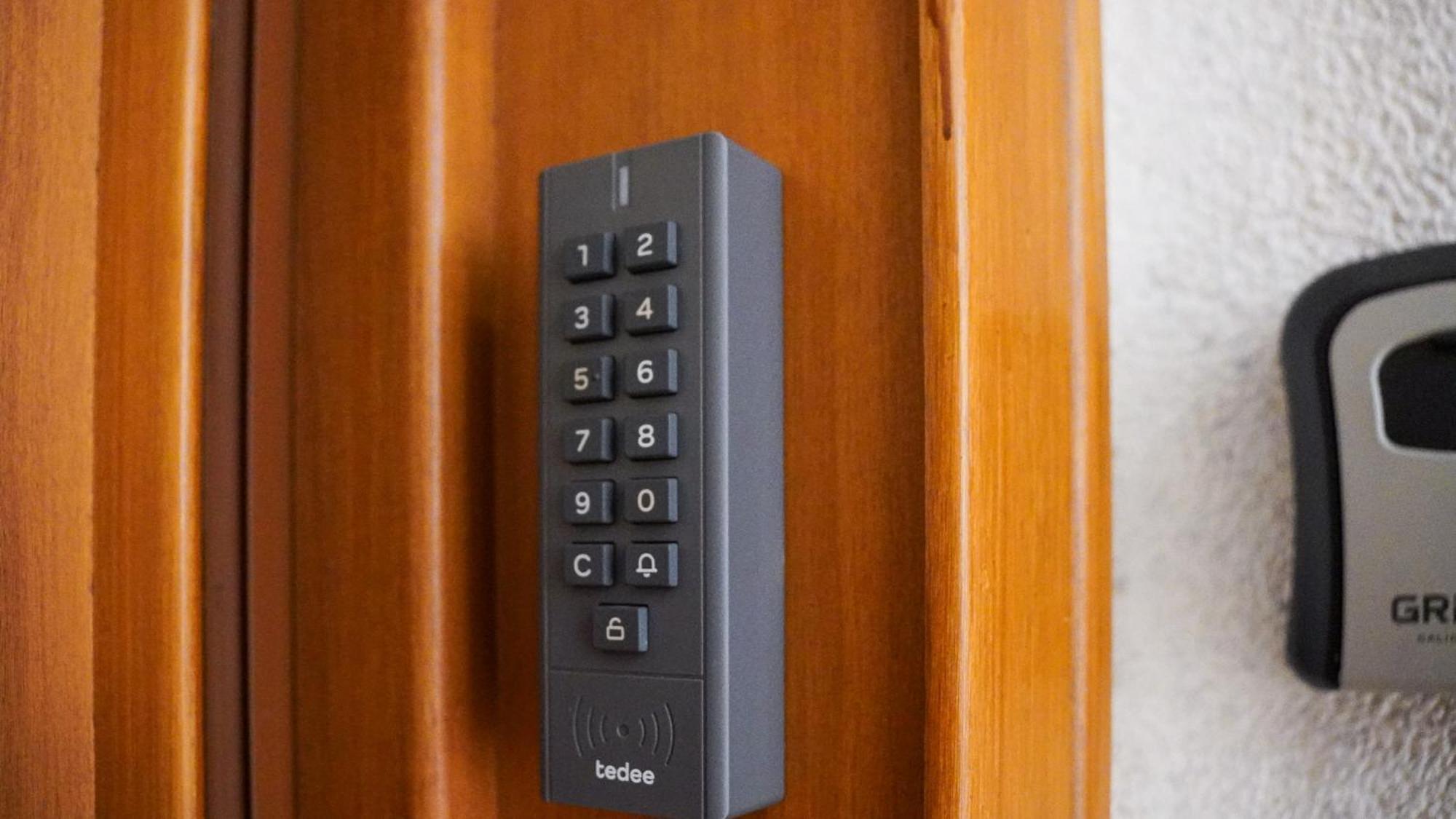 Suites 51 Рим Екстериор снимка